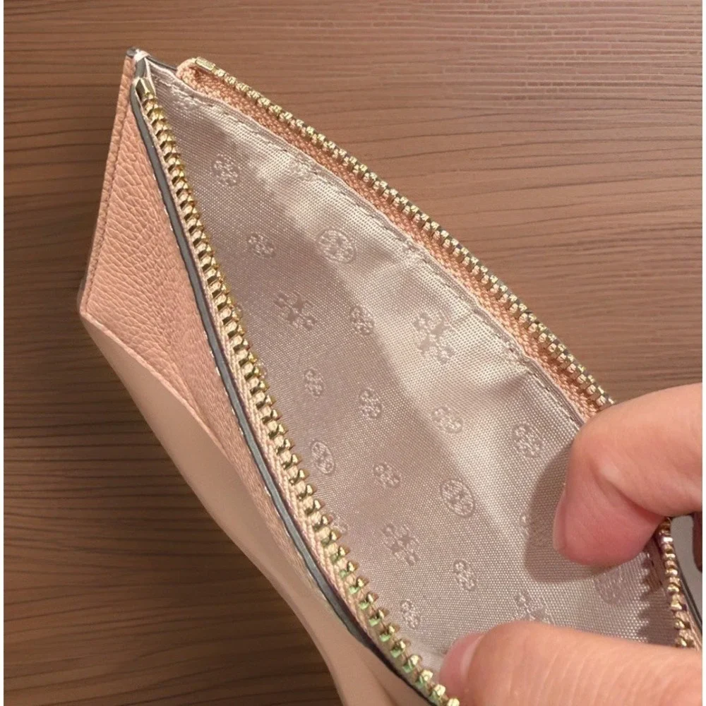 Tory Burch Women's Pink Pebbled Thea Flat Wallet Preppy Chic 7in X 4in